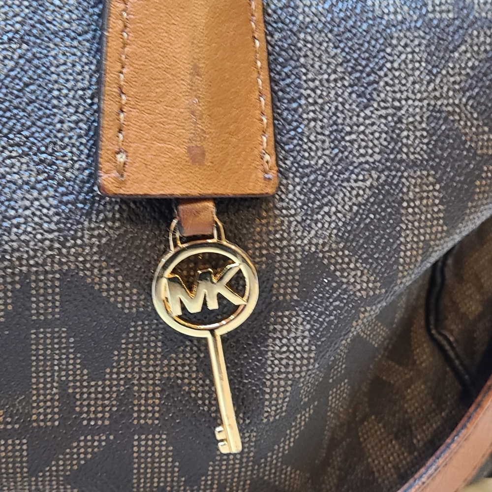 Michael Kors Hamilton Signature Monogram Jet Set Chain Shoulder Bag Brown GUC - Picture 5 of 11
